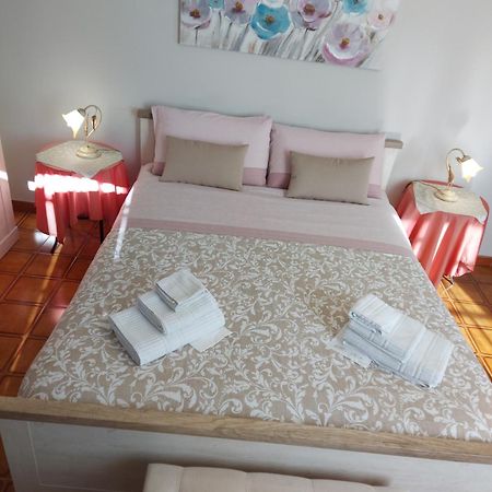 מלון Caselette Casa Dell'Agrifoglio מראה חיצוני תמונה