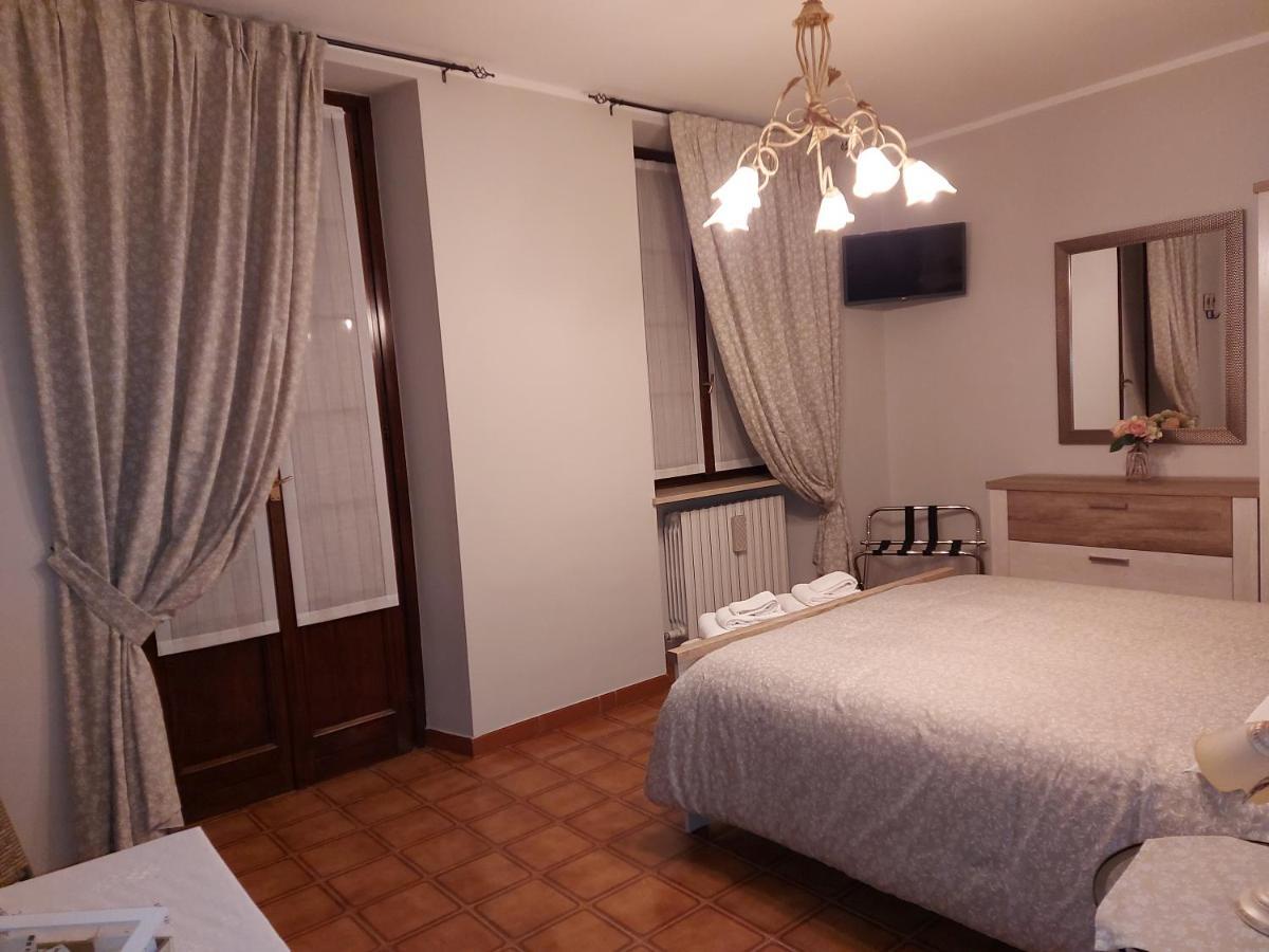 מלון Caselette Casa Dell'Agrifoglio מראה חיצוני תמונה
