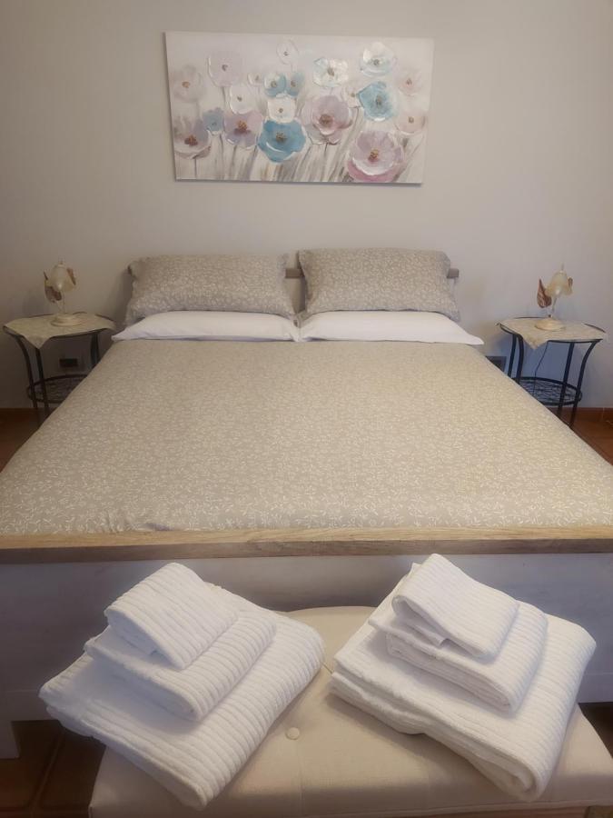 מלון Caselette Casa Dell'Agrifoglio מראה חיצוני תמונה